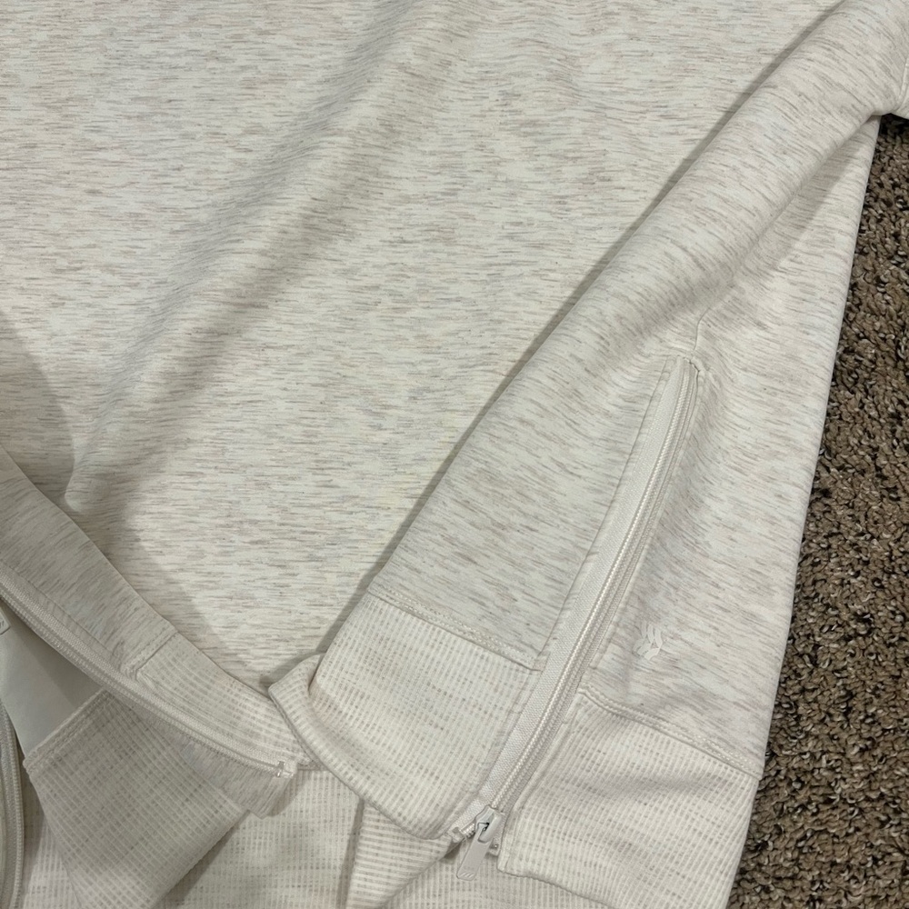 NWT Light Heather cream Turtleneck Pullover Sweatshirt - Target “All in Motion” - Picture 4 of 5